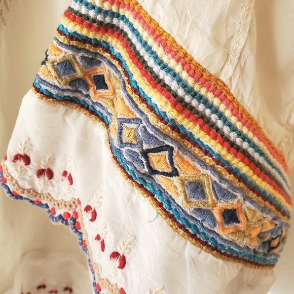 Gorgeous Boho Floral Embroidered 'Nasiba' Blouse Johnny Was - Picture 2 of 8